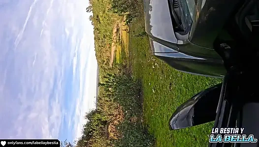 18-jährige Frau; fahren ihr auto, während ihre vagina vibriert, ficken wir am ende anal in der Öffentlichkeit, heiß!!