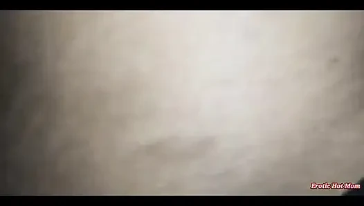 Desi Girlfriend Dances Like a Whore in Her Bedroom