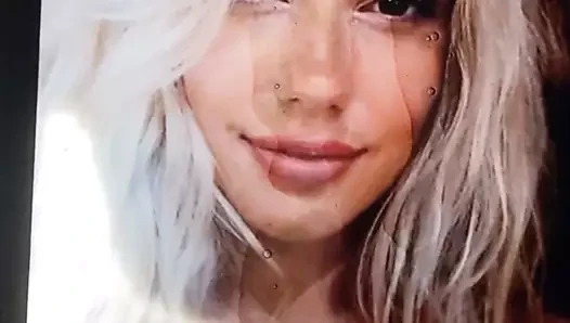 Alanah pearce boşalmak haraç 18