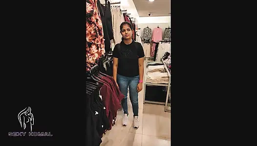 Komal was shopping in the mall, when she saw her old boyfriend, she came with it.