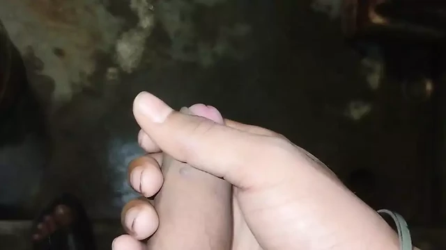 18+ Girl with boyfriend