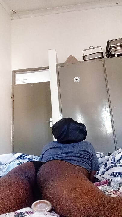Frotar mis frijoles terminan con más orgasmo