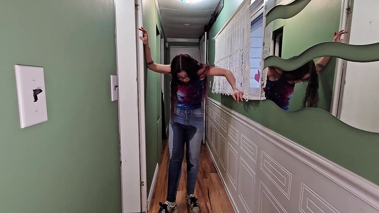 Το βρέξιμο του τζιν μου με κάνει να χύνω