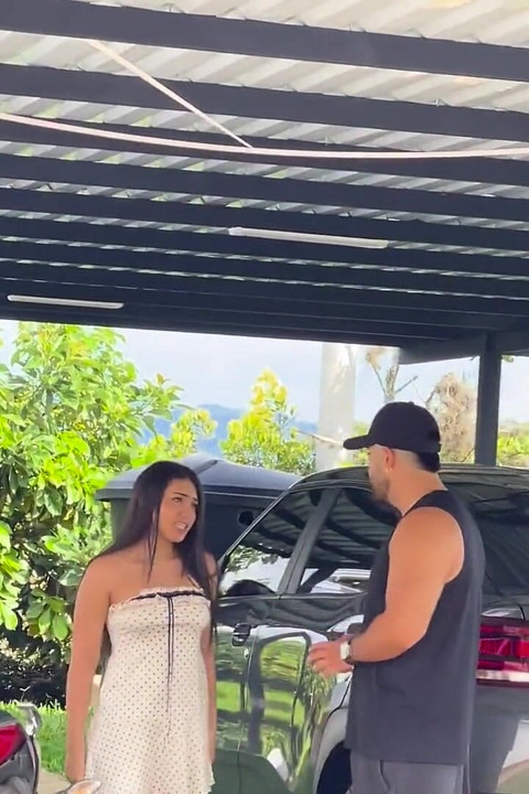 After Jogging I Fuck Beautiful Girl While They Are Alone at Their Stepfather's House, Huge Discharge in Their Ass