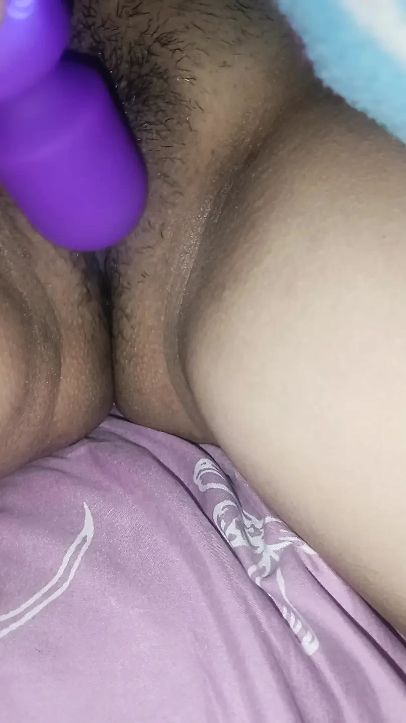 Stranger Uses Vibrator To Fuck My Girlfriend Pussy And Cuckold Me - Hindi Audio