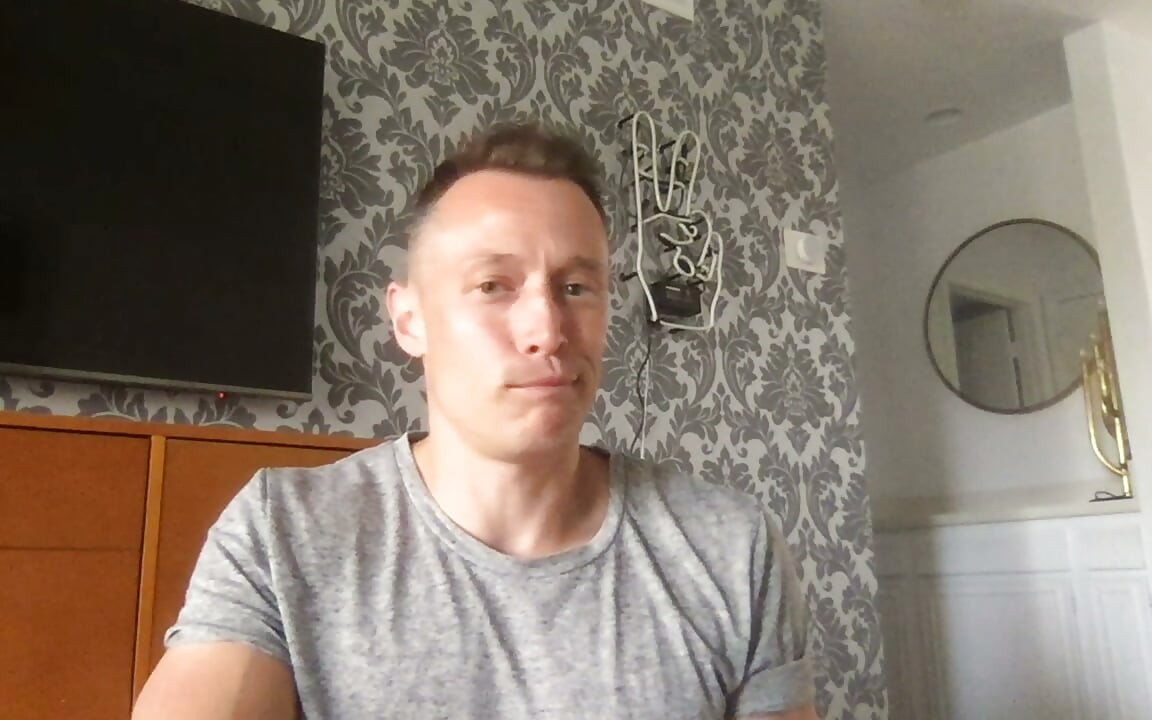 It Takes a Village for Gay Sex Chat