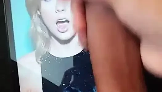 Χαϊδεύοντας την Taylor Swift