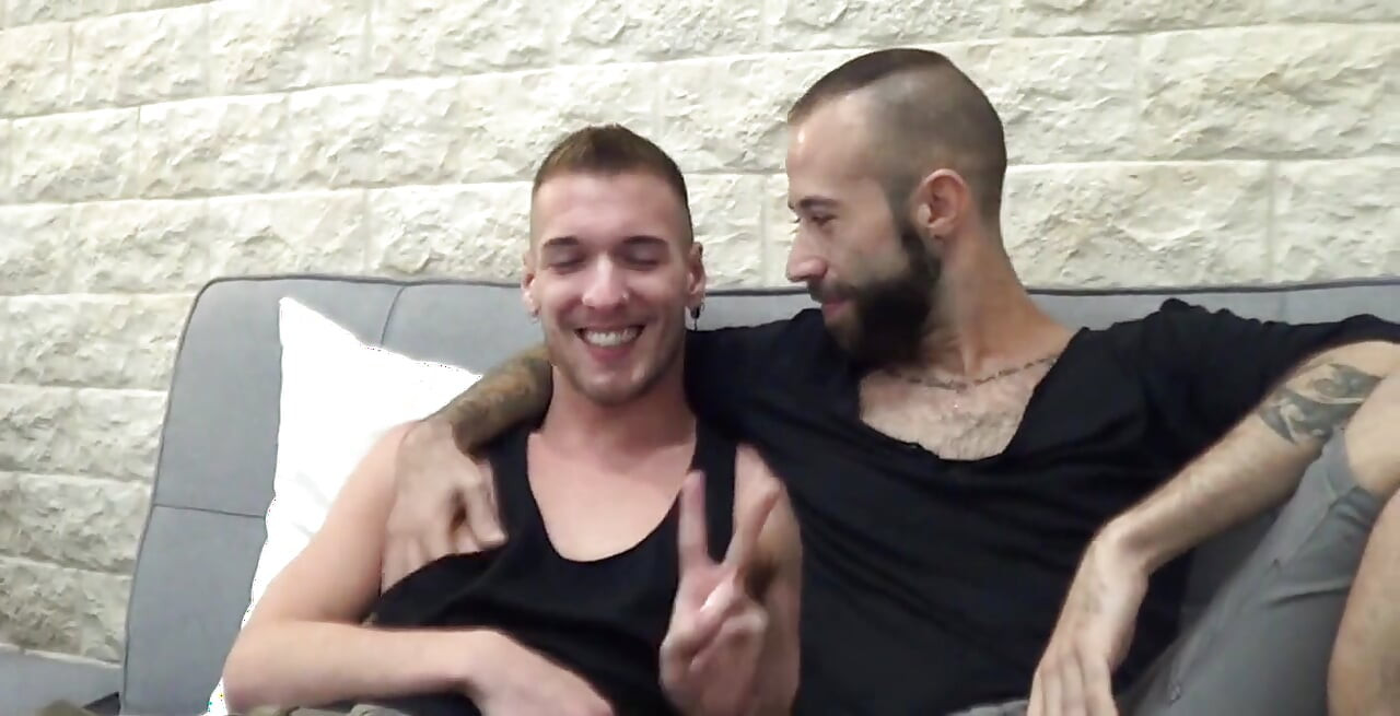 2321 Questo il sexy ragazzo francese Viminio scopata crudamente dalla pornostra Angel Garcia