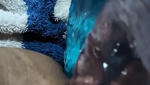 Yeni dildolar çifte penetrasyon orta yaşlı seksi kadın