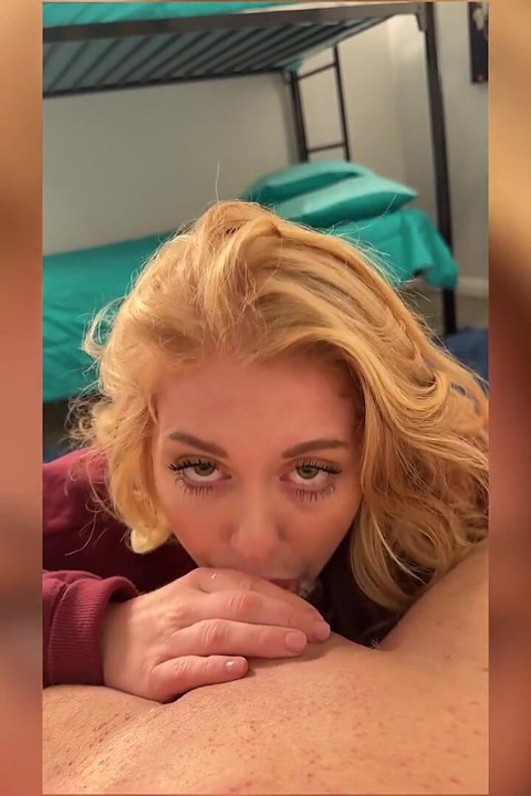 Cute College Girl Cheats with Frat Guy - Penelope Snaps