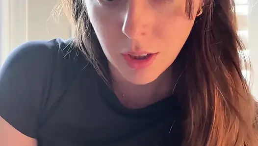 Hottie in Glasses Tells You How to Stroke!
