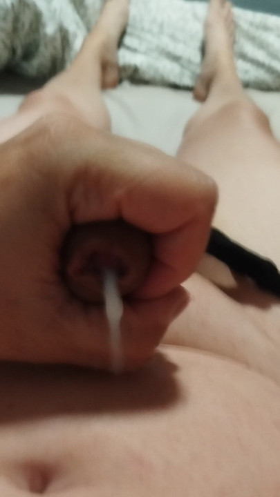 Cumshot in bed