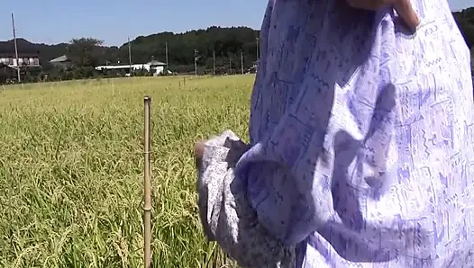 A123G01 If you're going to have sex, go to the countryside lady!? Pick up a woman who's feeling agonized in a boring rural life and have sex!