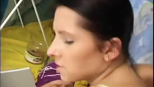 Gadis remaja seksi dengan toket kecil ini dientot habis-habisan sama kontol besar sampai dicrot di mulut