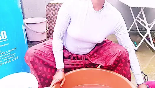 Hausmädchen stieftochter fickt Hausbesitzer. Telugu dirtytalk.