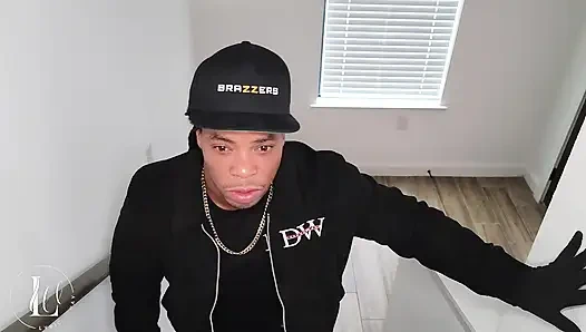 Застукали в акте Porsha Carerra и Lyric Sky доминируют в тройничке с большим черным членом, тайного агента, наказание