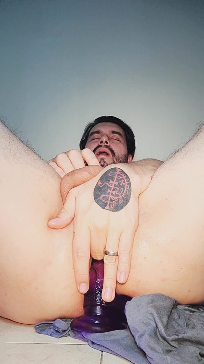 Horny Dildo Session