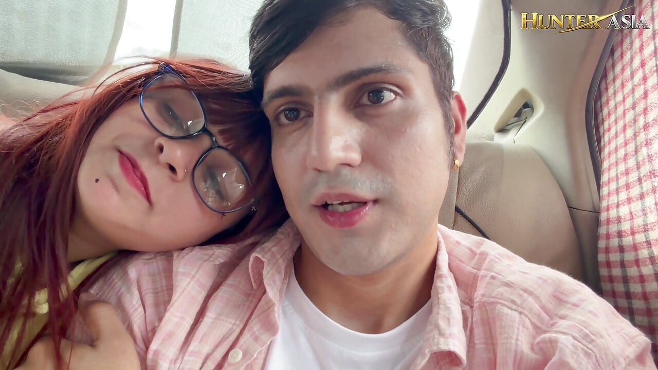 jab rod trip bahut hot ho jaati hai - kaar men seks
