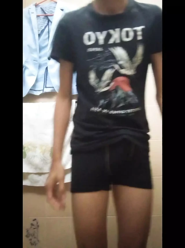twink masturbating and cumming