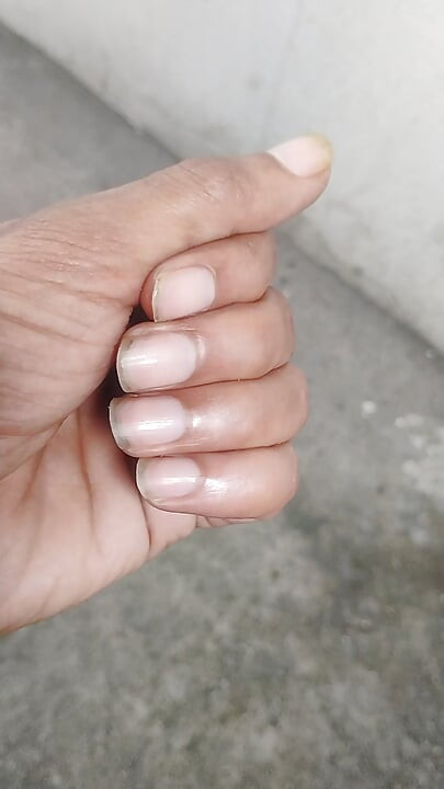 Who want this beautiful hand on their dick and ass