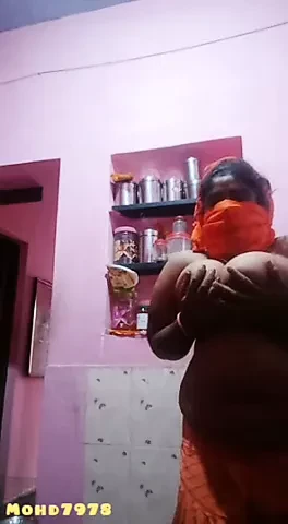 My next door aunty make masturbation video for me