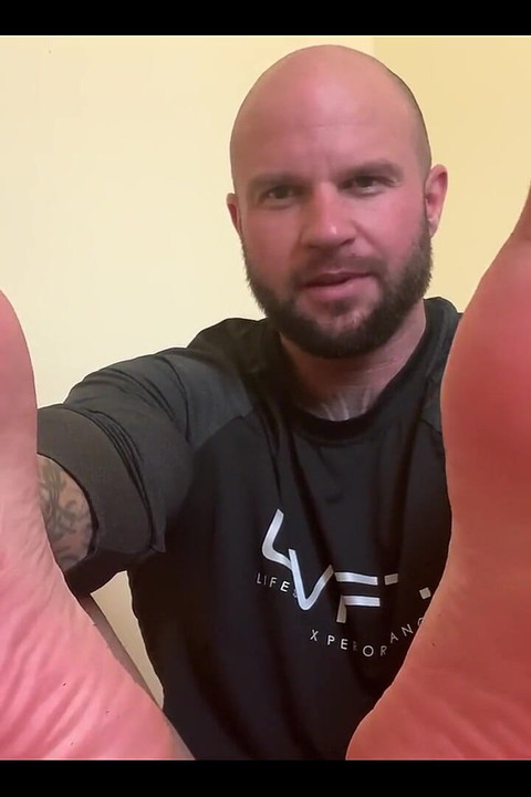 你在你的办公室打电话给我来骂我