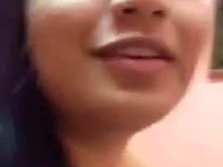 Indonéská přítelkyně s chlupatou kundičkou 3
