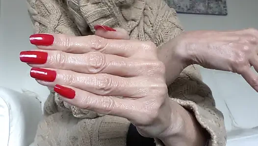 Parmağımı göğsünde hisset, kaşıma, Lady Victoria Valente