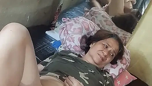 Hayatımın aşkı amcığını o kadar çok yiyorum ki bundan hoşlanıyor