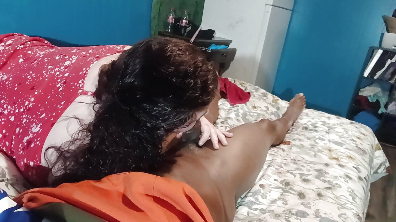 Sloppy Lynn Got Big Ass and Sucking