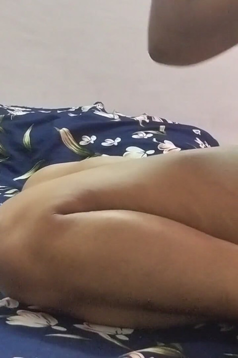 Esposa mallu juega con vecino