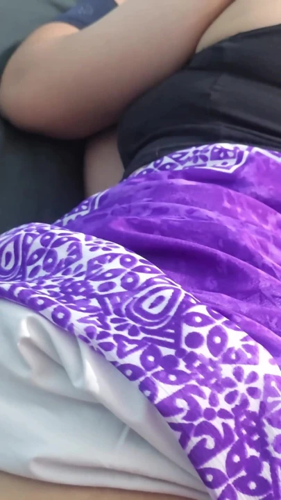 她换衣服时的 4k 意外性爱 - 家庭秘密遭遇 4k | 短片 1
