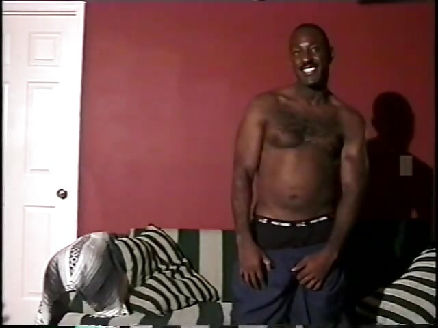 Hot dude on his knees giving a nice blowjob