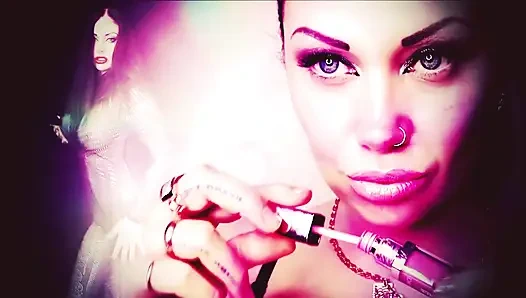 İhtiyacınız olan tek şey büyüleyici dudaklarım!