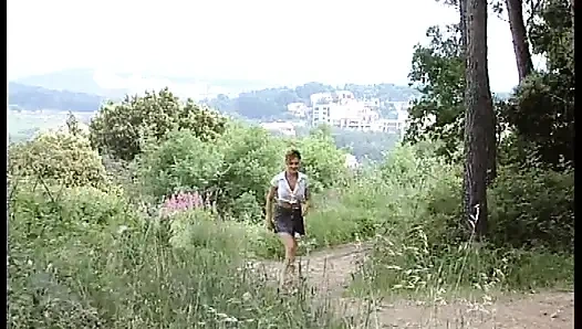 Blonde Bombe Lutscht Schwanz Und Wird Draußen Gefingert