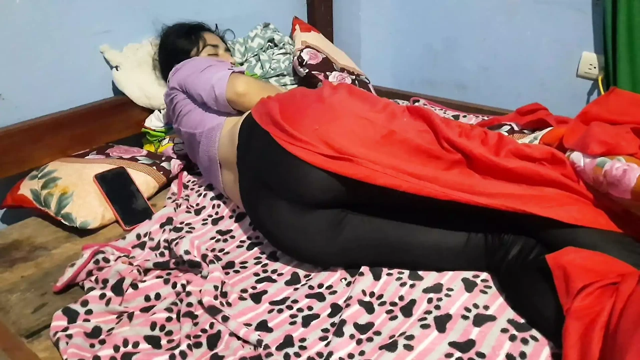 我女朋友的尾巴。