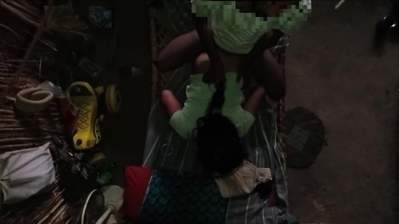 Hard začal nejdřív křičet