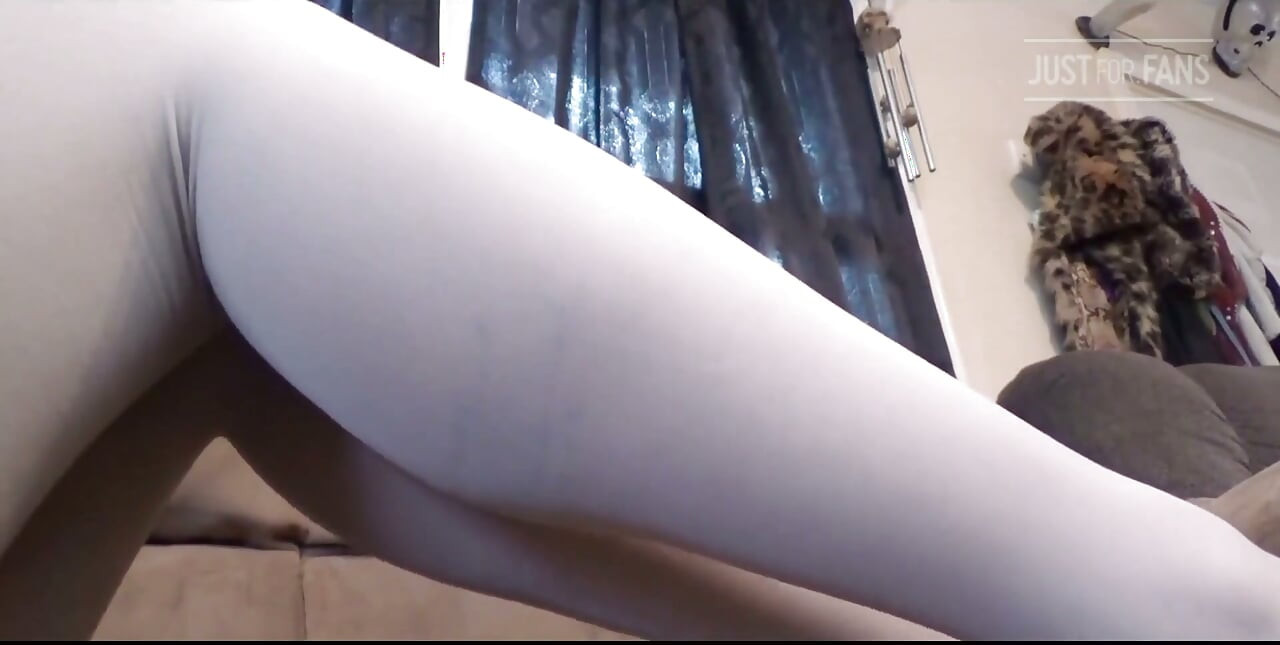 Tan Stocking Calf Flexes