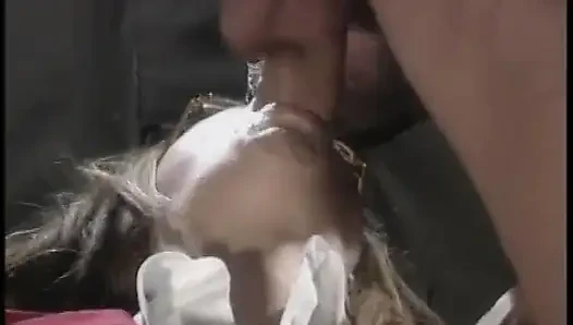 Cowok berengsek ini dientot habis-habisan sama sekretarisnya yang lagi sange berat