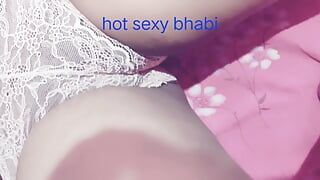 Caliente sexy bhabir sexo romántico! Sexy bhabi viene uno de mayo 22