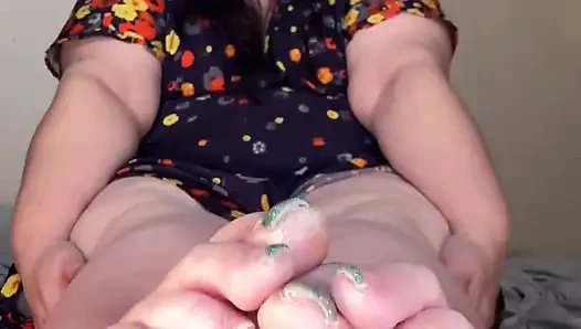 My Big, Dry BBW Feet: JOI: Jerk off Instructions 10+ Mins Clip: Dry, Cracked, and Begging for Attention: Worship My Feet