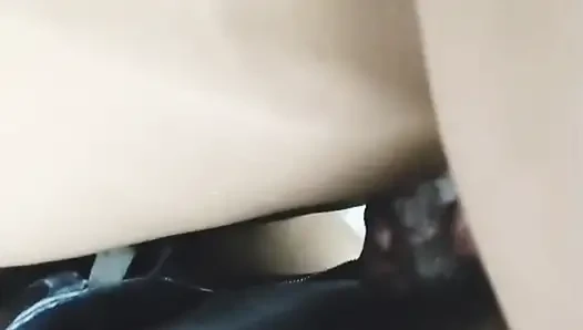 Паренек-студент трахает мою задницу