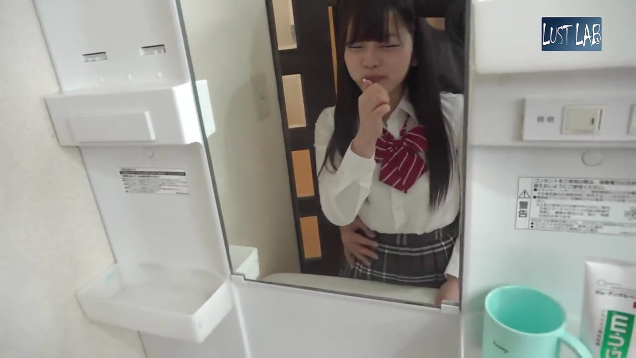 장난 아마추어 촬영. 야생의 절정을 함께 기록하면서 귀여운 성인들이 나를 초대하고, 꽉 조이는 열기가 쌓입니다. - 2부