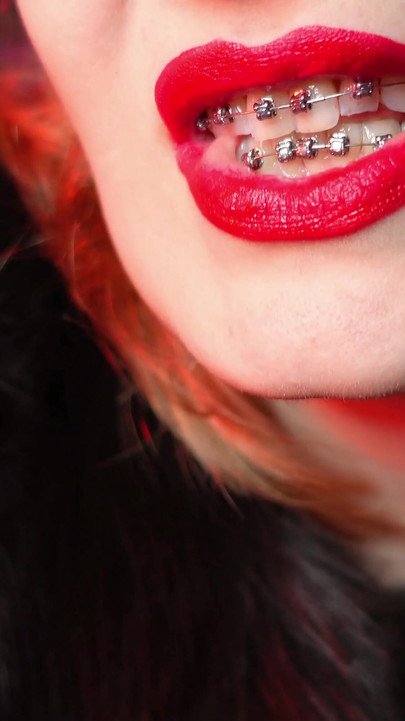 Must-see okamžik z "FUR SOUNDS and sexy rty fetiš video - ASMR relaxační zvuk"