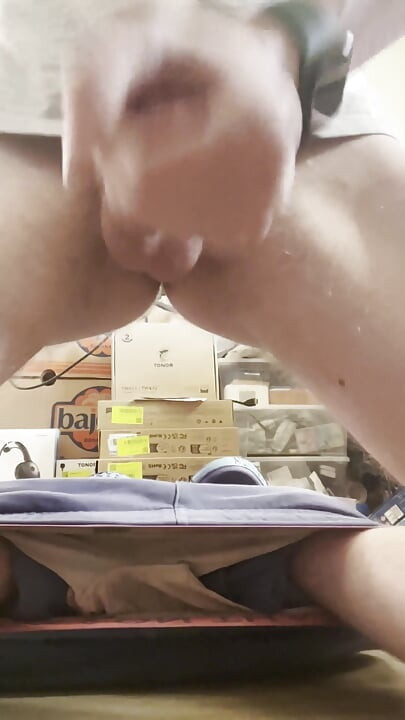 Young Jock Jerking off. Hot Body and Big Dick