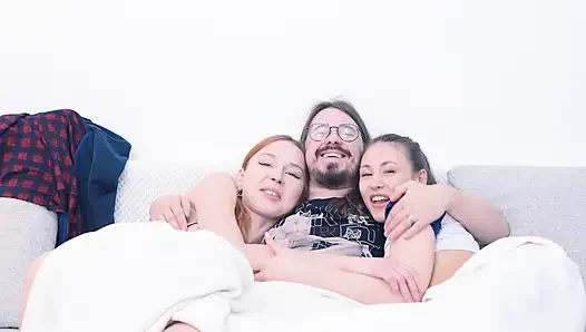 Stiefschweder wird ihren stiefbruder und seine freundin nicht netflix-Überraschungs-dreier gucken lassen