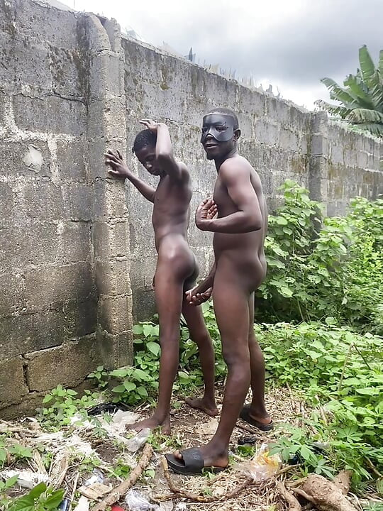 Bush Fucking Section