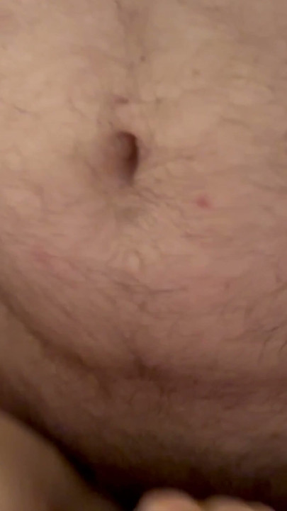 Ich hab meine Stiefschwester für eine Fremde gehalten und dann mit ihren Nippeln gespielt und auf ihren Arsch abgespritzt von Erin Luvin | Clip 1