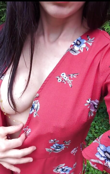 Xỏ khuyên núm vú của tôi