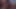 Üç ateşli sürtük büyük bir adamın dikkatini çekmek için direğin etrafında dans ediyor
